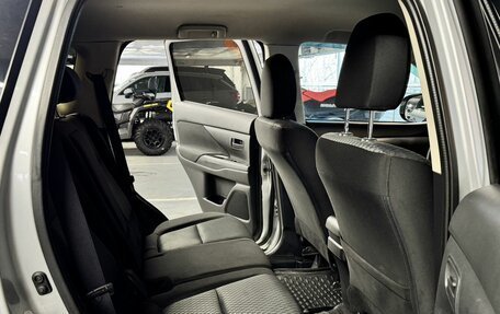 Mitsubishi Outlander III рестайлинг 3, 2015 год, 1 430 000 рублей, 17 фотография