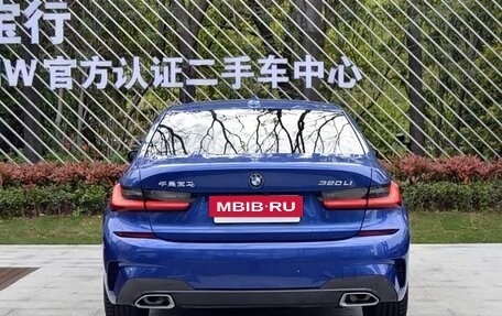 BMW 3 серия, 2021 год, 2 400 000 рублей, 3 фотография