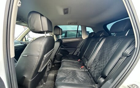 Volkswagen Tiguan II, 2017 год, 2 465 000 рублей, 3 фотография