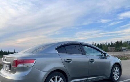 Toyota Avensis III рестайлинг, 2011 год, 1 100 000 рублей, 3 фотография