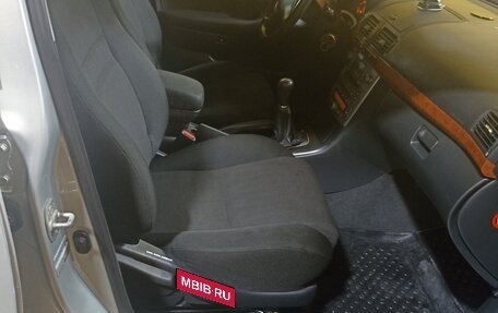 Toyota Avensis III рестайлинг, 2007 год, 1 200 000 рублей, 7 фотография