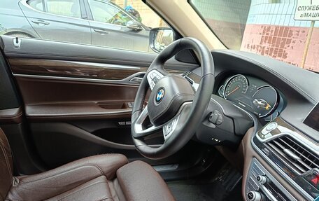 BMW 7 серия, 2017 год, 3 300 000 рублей, 15 фотография