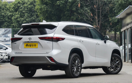 Toyota Highlander, 2026 год, 5 200 000 рублей, 7 фотография