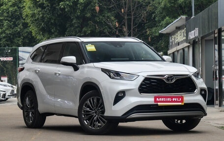 Toyota Highlander, 2026 год, 5 200 000 рублей, 4 фотография