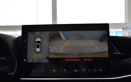 Toyota Highlander, 2026 год, 5 200 000 рублей, 13 фотография