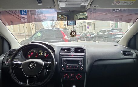 Volkswagen Polo VI (EU Market), 2017 год, 810 000 рублей, 8 фотография