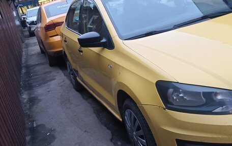 Volkswagen Polo VI (EU Market), 2018 год, 430 000 рублей, 2 фотография