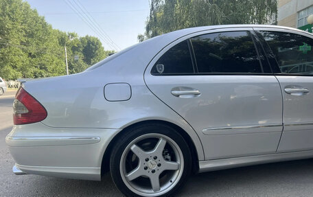 Mercedes-Benz E-Класс, 2006 год, 1 050 000 рублей, 3 фотография