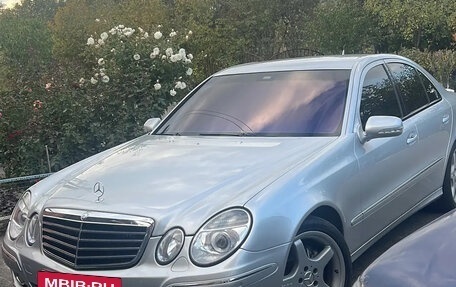 Mercedes-Benz E-Класс, 2006 год, 1 050 000 рублей, 5 фотография