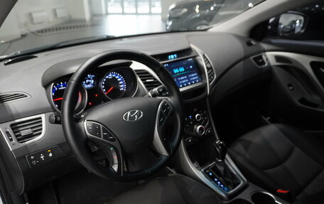 Hyundai Elantra V, 2015 год, 1 370 000 рублей, 7 фотография