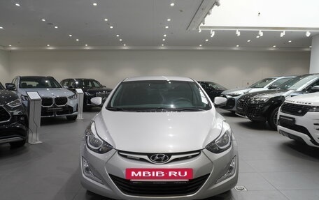 Hyundai Elantra V, 2015 год, 1 370 000 рублей, 2 фотография