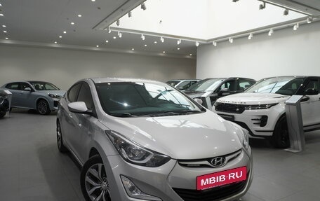 Hyundai Elantra V, 2015 год, 1 370 000 рублей, 3 фотография