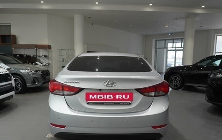 Hyundai Elantra V, 2015 год, 1 370 000 рублей, 5 фотография