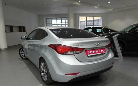Hyundai Elantra V, 2015 год, 1 370 000 рублей, 6 фотография