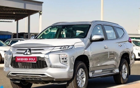 Mitsubishi Pajero Sport III рестайлинг, 2024 год, 3 400 000 рублей, 1 фотография