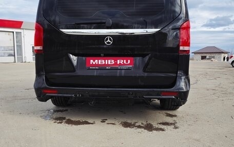 Mercedes-Benz V-Класс, 2018 год, 3 800 000 рублей, 1 фотография