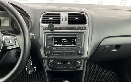 Volkswagen Polo VI (EU Market), 2017 год, 1 375 000 рублей, 20 фотография