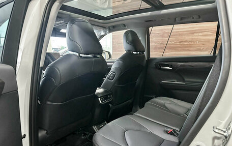 Toyota Highlander, 2026 год, 5 999 000 рублей, 15 фотография