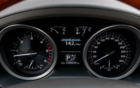 Toyota Land Cruiser 200, 2013 год, 3 890 000 рублей, 16 фотография