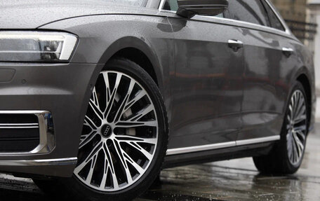 Audi A8, 2018 год, 3 950 000 рублей, 4 фотография