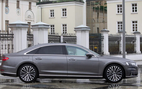 Audi A8, 2018 год, 3 950 000 рублей, 5 фотография