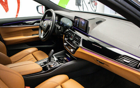 BMW 6 серия, 2018 год, 3 950 000 рублей, 15 фотография