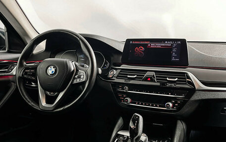 BMW 5 серия, 2020 год, 3 797 000 рублей, 15 фотография