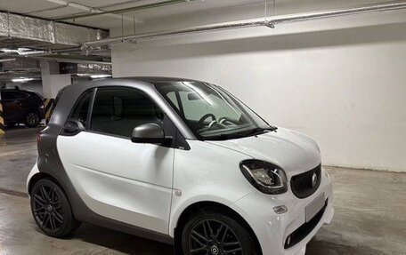 Smart Fortwo III, 2018 год, 1 500 000 рублей, 13 фотография