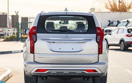 Mitsubishi Pajero Sport III рестайлинг, 2024 год, 3 400 000 рублей, 7 фотография