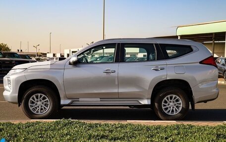 Mitsubishi Pajero Sport III рестайлинг, 2024 год, 3 400 000 рублей, 5 фотография