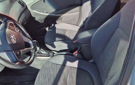 Hyundai Solaris II рестайлинг, 2014 год, 920 000 рублей, 14 фотография