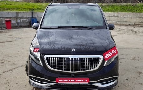 Mercedes-Benz V-Класс, 2018 год, 3 800 000 рублей, 8 фотография