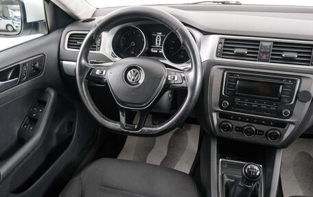 Volkswagen Jetta VI, 2017 год, 1 399 000 рублей, 10 фотография