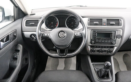 Volkswagen Jetta VI, 2017 год, 1 399 000 рублей, 15 фотография