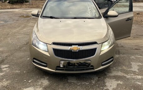 Chevrolet Cruze II, 2010 год, 650 000 рублей, 1 фотография