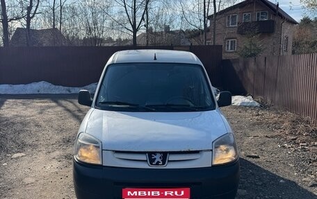 Peugeot Partner II рестайлинг 2, 2011 год, 450 000 рублей, 1 фотография