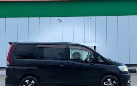 Nissan Serena III, 2005 год, 715 000 рублей, 5 фотография