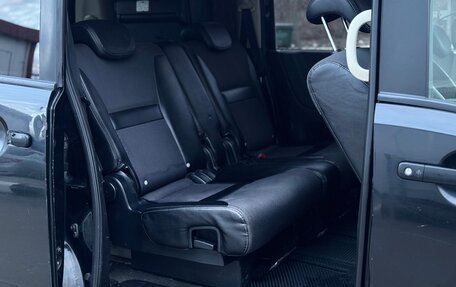 Nissan Serena III, 2005 год, 715 000 рублей, 12 фотография