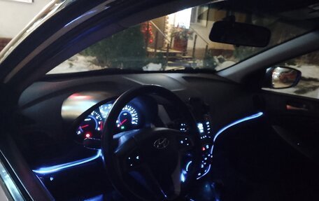 Hyundai Solaris II рестайлинг, 2015 год, 800 000 рублей, 6 фотография