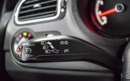 Volkswagen Polo VI (EU Market), 2018 год, 1 200 000 рублей, 13 фотография