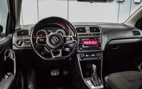 Volkswagen Polo VI (EU Market), 2018 год, 1 200 000 рублей, 6 фотография