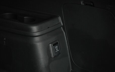 Mitsubishi Outlander III рестайлинг 3, 2019 год, 1 675 000 рублей, 11 фотография