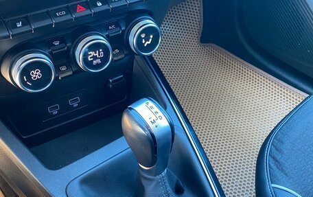 Renault Arkana I, 2020 год, 1 750 000 рублей, 24 фотография