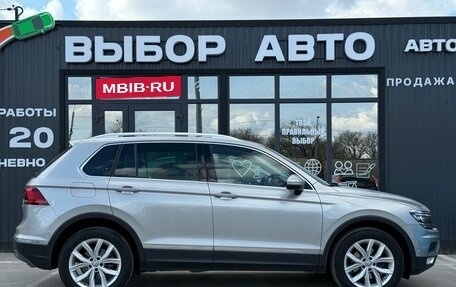 Volkswagen Tiguan II, 2017 год, 2 590 000 рублей, 3 фотография
