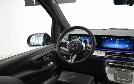 Mercedes-Benz V-Класс, 2024 год, 15 690 000 рублей, 18 фотография