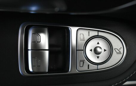 Mercedes-Benz V-Класс, 2024 год, 15 690 000 рублей, 27 фотография