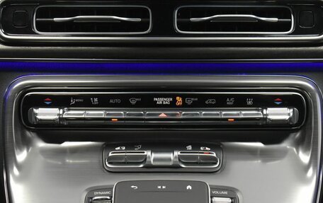 Mercedes-Benz V-Класс, 2024 год, 15 690 000 рублей, 29 фотография