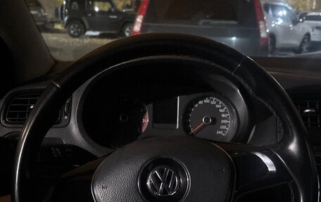 Volkswagen Polo VI (EU Market), 2018 год, 1 200 000 рублей, 4 фотография