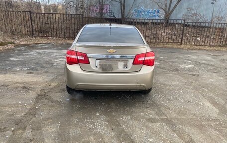 Chevrolet Cruze II, 2010 год, 650 000 рублей, 5 фотография