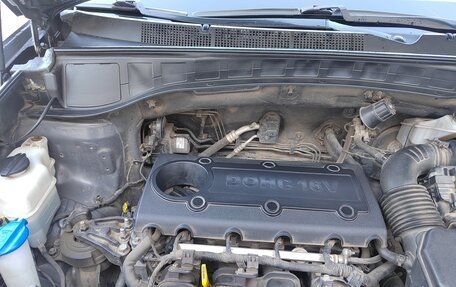 Hyundai Santa Fe III рестайлинг, 2013 год, 1 800 000 рублей, 25 фотография